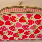 Coin purse - Pink Strawberr..