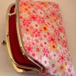 Pink coin purse with 2 comp..